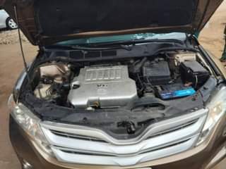 A picture of Toyota venza 2011