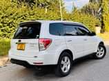 A picture of Subaru Forester SH