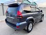 A picture of TOYOTA LANDCRUISER PRADO