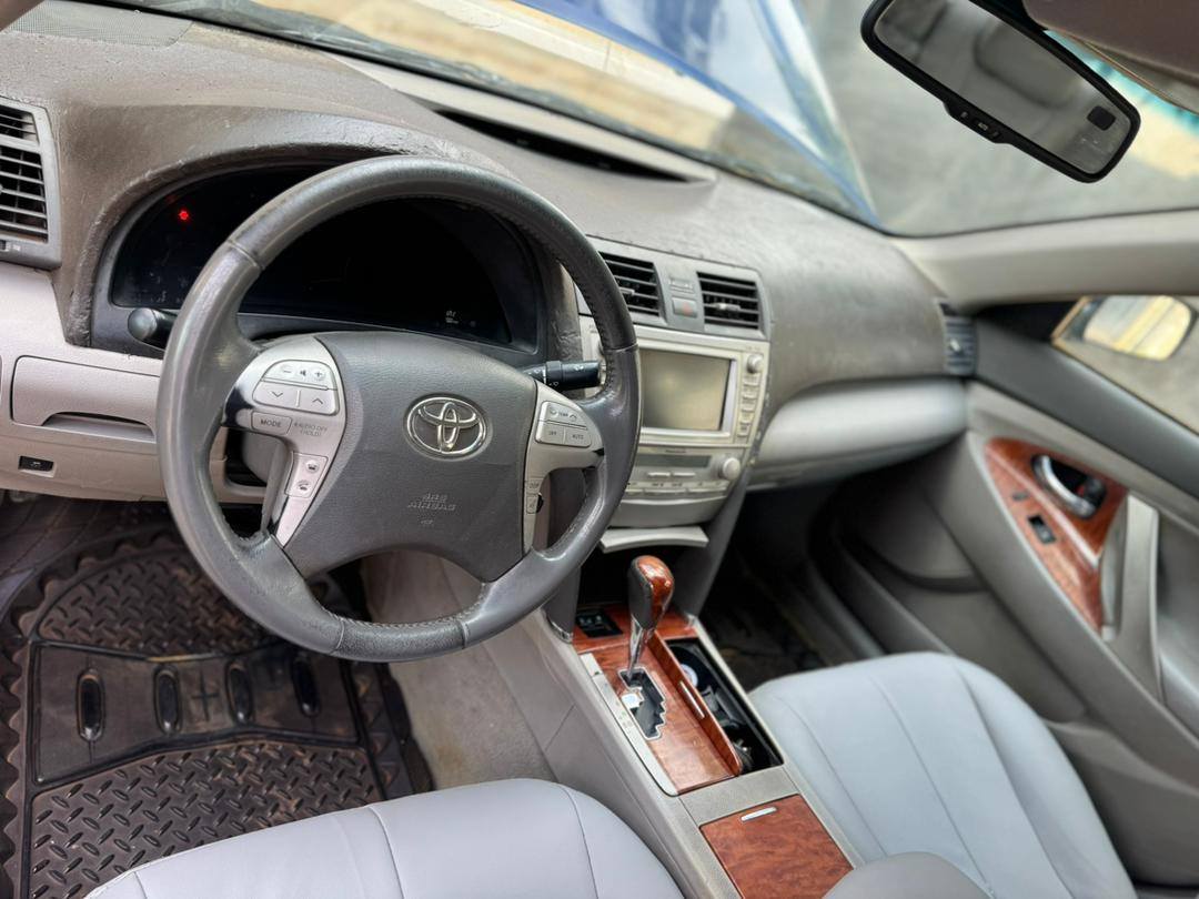 A picture of Toyota camry 2010