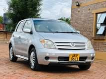 used toyota ist