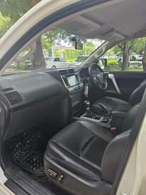 A picture of 2020 Land cruiser prado 150