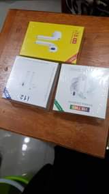 A picture of Bluetooth earpods