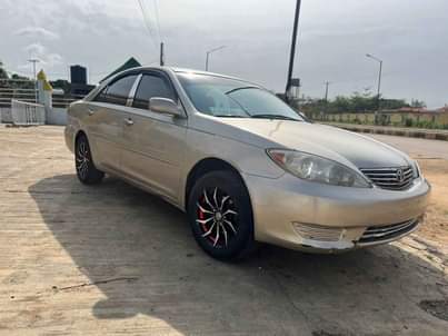 A picture of Toyota camry 2005
