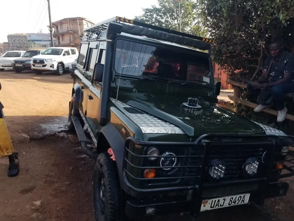 A picture of Land rover defender