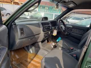 A picture of Minitishibish L200