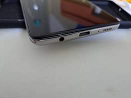 A picture of Samsung Galaxy A71 Available At 480 000 128gb 8gb ram