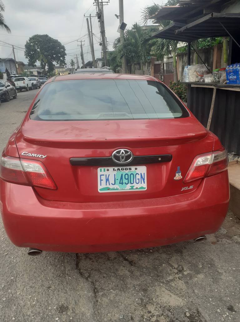 A picture of Camry 08