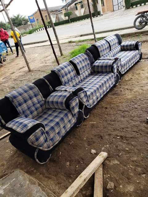 A picture of Sofa hzoo HAPO sasa BEI powah sanaa