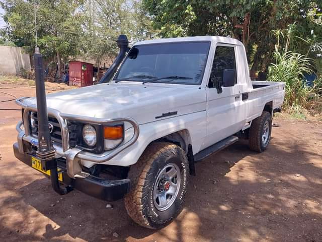 A picture of Toyota Land Cruiser for sale