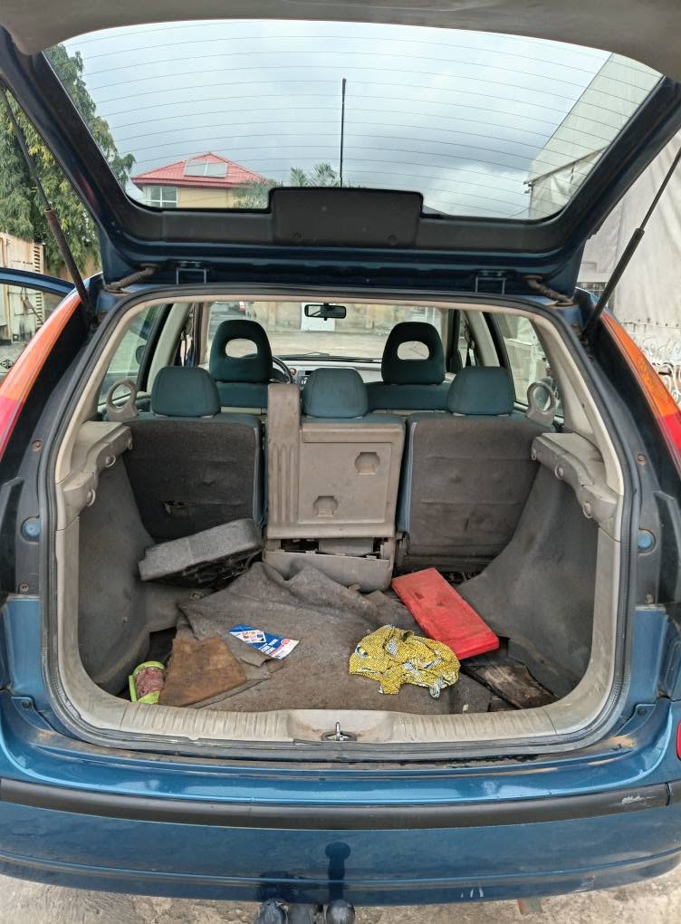 A picture of CLEAN TITLE OF NISSAN ALMERA IS FORSALE MANUAL GEAR