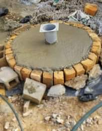A picture of Hand well digging