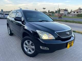 A picture of TOYOTA HARRIER TSH 14 800 000 CALL 0712973480