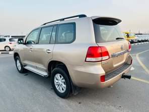 A picture of 2010 Toyota Land Cruiser AED 69 000 80 000 Km