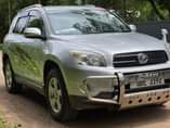 A picture of Toyota Rav4 New model on quick sell 3 9 million