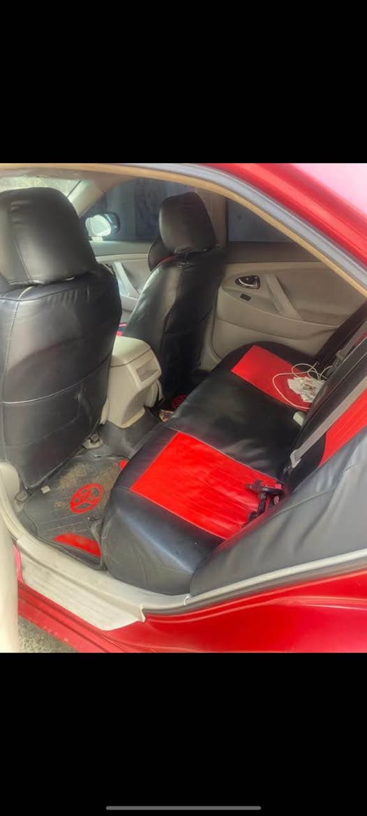 A picture of DEALER S DEAL TOYOTA SPIDER V6 2007 Sound engine BAD
