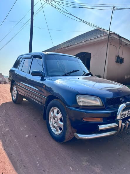 A picture of TOYOTA RAV4