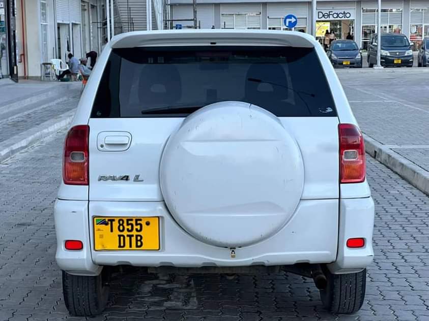A picture of Call 0712530760 SMART CAR ON SALES TOYOTA RAV4 D.T.B Year