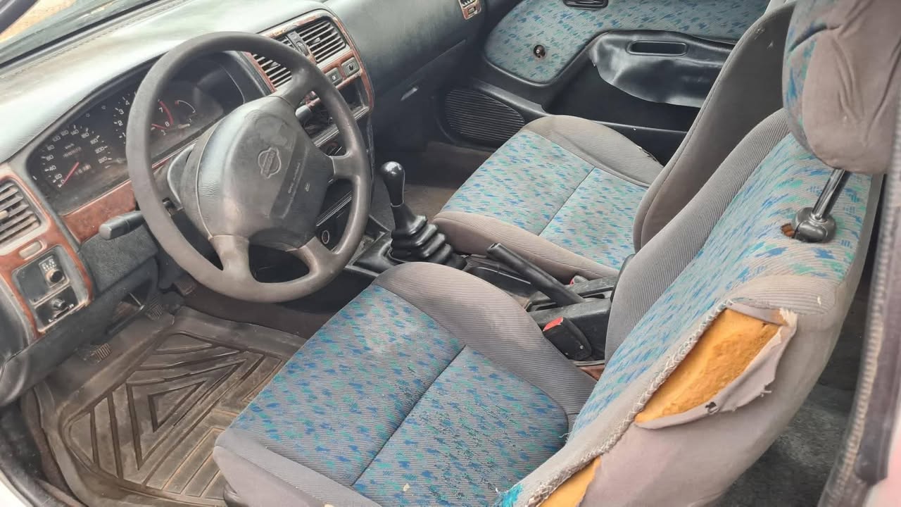 A picture of Nissan premeria coupe
