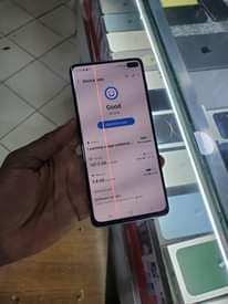 A picture of Samsung galaxy S10 plus Storage 128gb 8gb ram 350 000