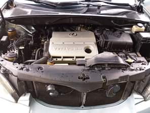 A picture of Belgium Grade 2005 Lexus RX330 Car is in pristine condition