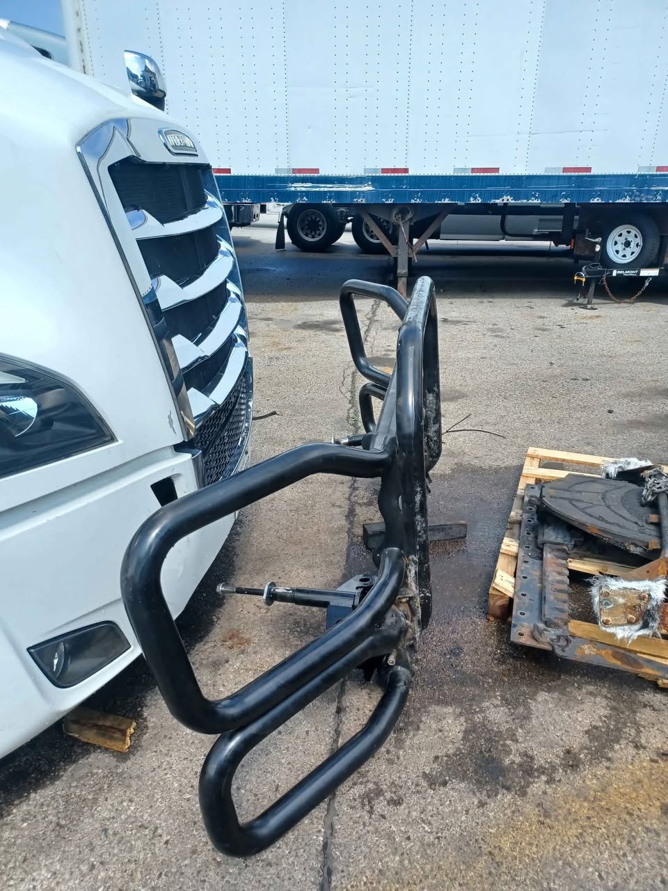 A picture of Xguard bumper for sale very good condition