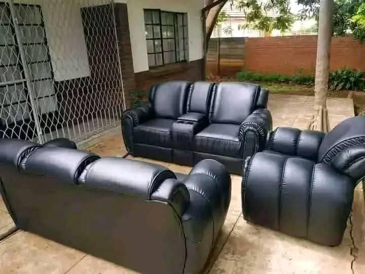 classifieds/furniture sofas