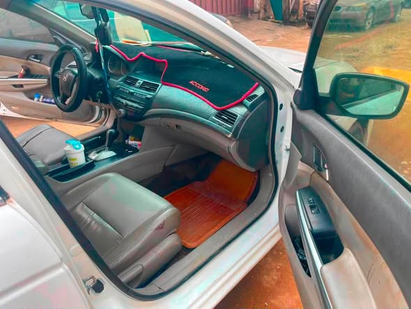 A picture of 2010 Honda Accord