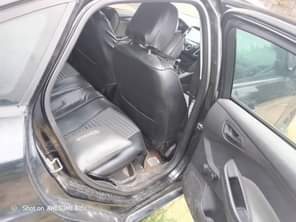 A picture of 2012 ford 4 cylinder First body But only brain box