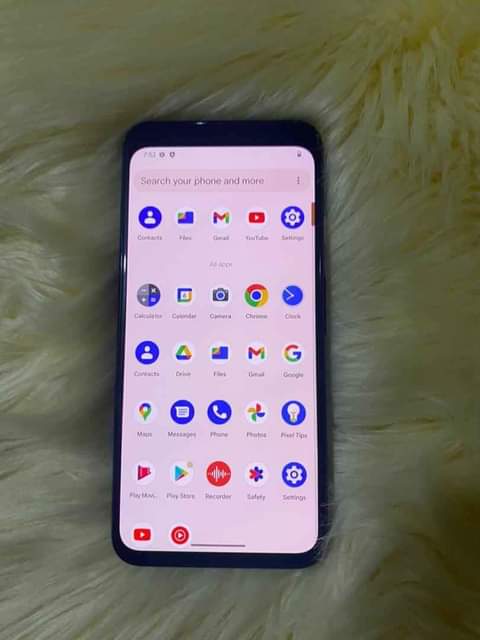 A picture of Google pixel 4xL gb 64