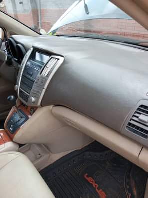 A picture of Distress Rx330 up for sale and everything is working perfectly