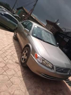 A picture of Toyota camry 2002