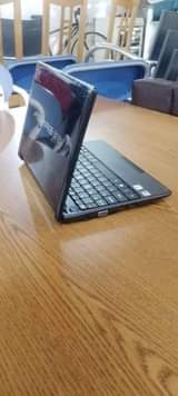 A picture of ACER LAPTOP core 2 with good battery 320gb hdd
