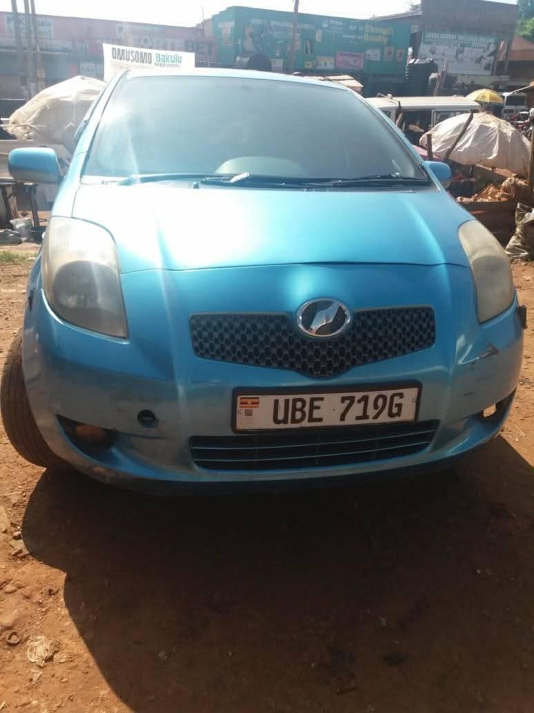 A picture of Toyota vitz