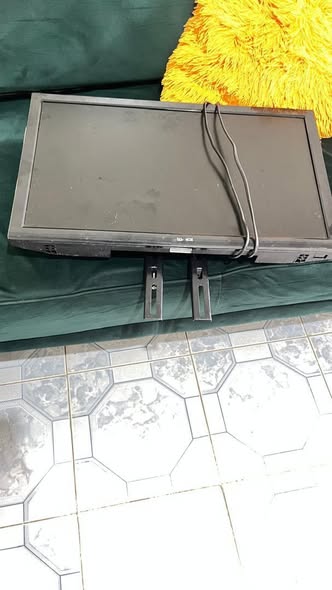 A picture of Household items on quick sale