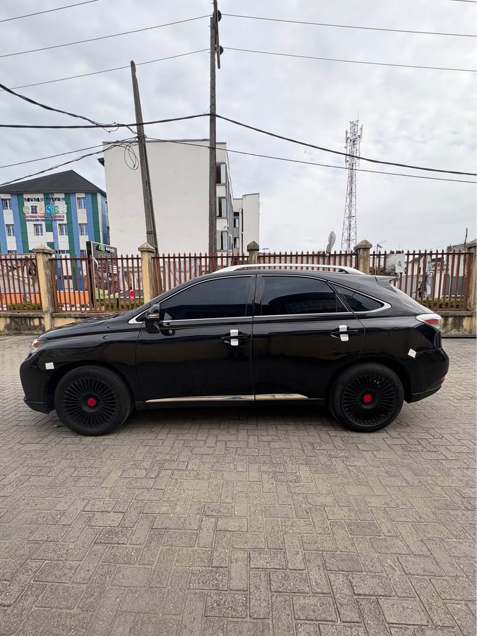A picture of 2010 Lexus Rx 350 Direct Owner 14.5M