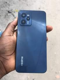 A picture of Realme C35