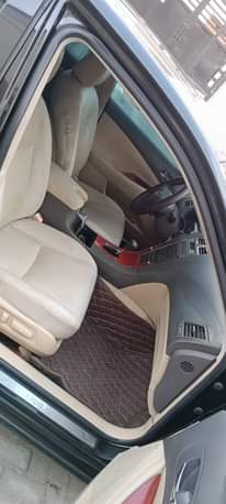 A picture of Es350 08 MODEL FOR SALE BARELY AND FAIRLY DRIVEN EVERYTHING