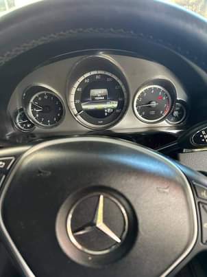 A picture of Mercedes Benz E250