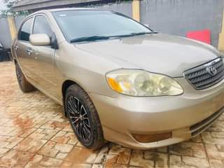 A picture of Toyota Corolla 2004 08025508383
