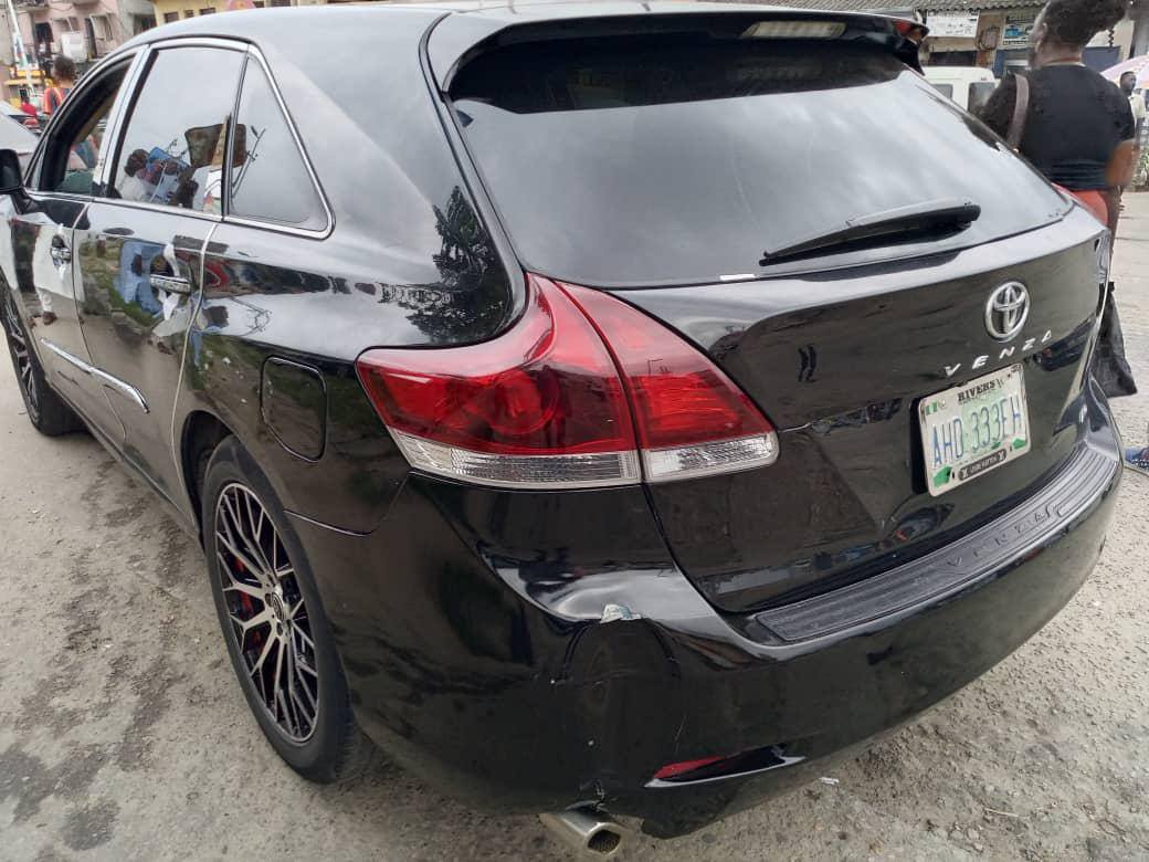 A picture of 2010 TOYOTA VENZA