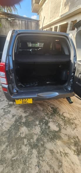 A picture of Suzuki S kubwa Bei 13 8M Full Ac Full document
