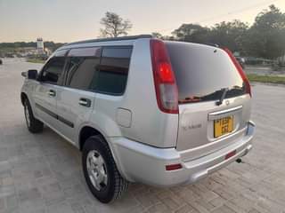 A picture of NISSAN XTRAIL TSH 7 500 000 CALL 0712973480