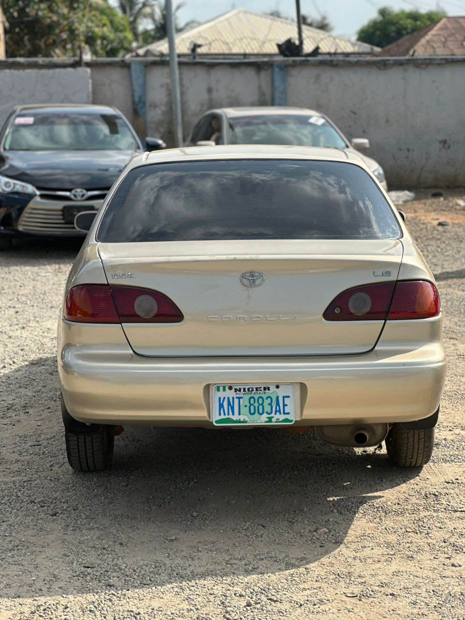A picture of TOYOTA CORROLLA