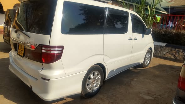 A picture of Toyota alphard on sale at 13m only contact me on
