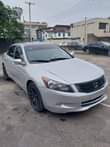 A picture of Awoof Good Deal 2009 Honda Accord V4 Engine Very neat