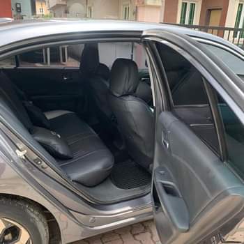 A picture of 2016 Honda Accord 4plug