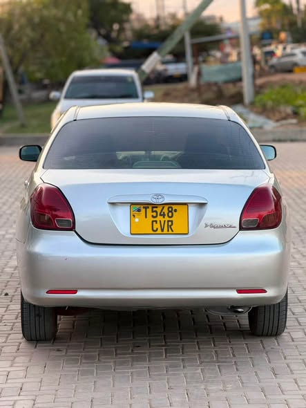 A picture of TOYOTA VEROSA