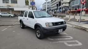 nissan navara