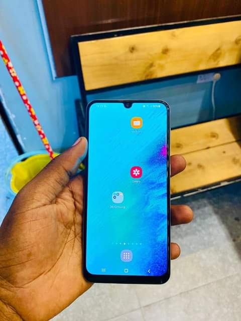 A picture of Samsung A30 0747555350
